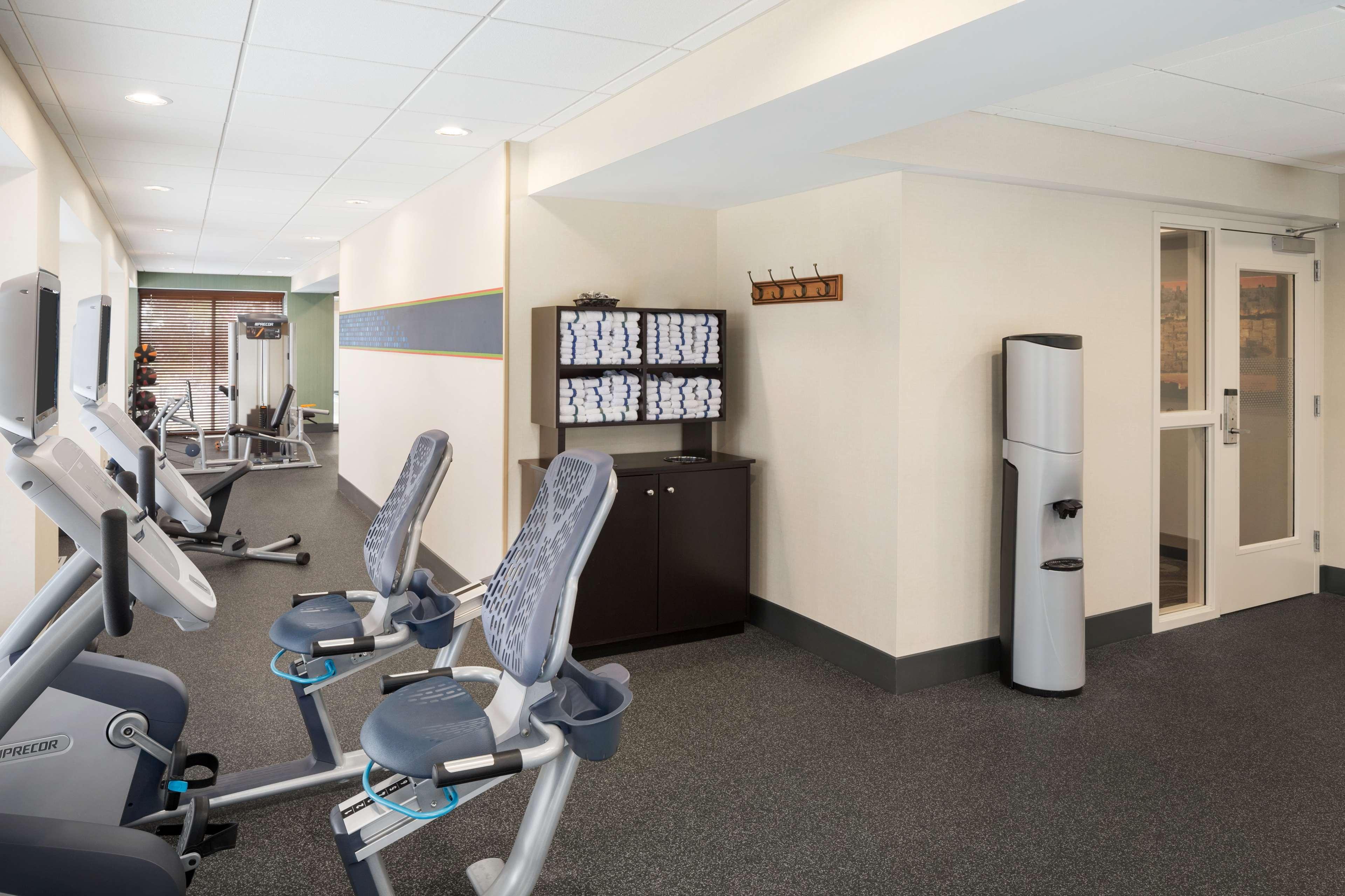 Hampton Inn And Suites Clayton/St. Louis-Galleria Area Exteriör bild