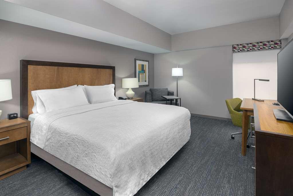 Hampton Inn And Suites Clayton/St. Louis-Galleria Area Rum bild