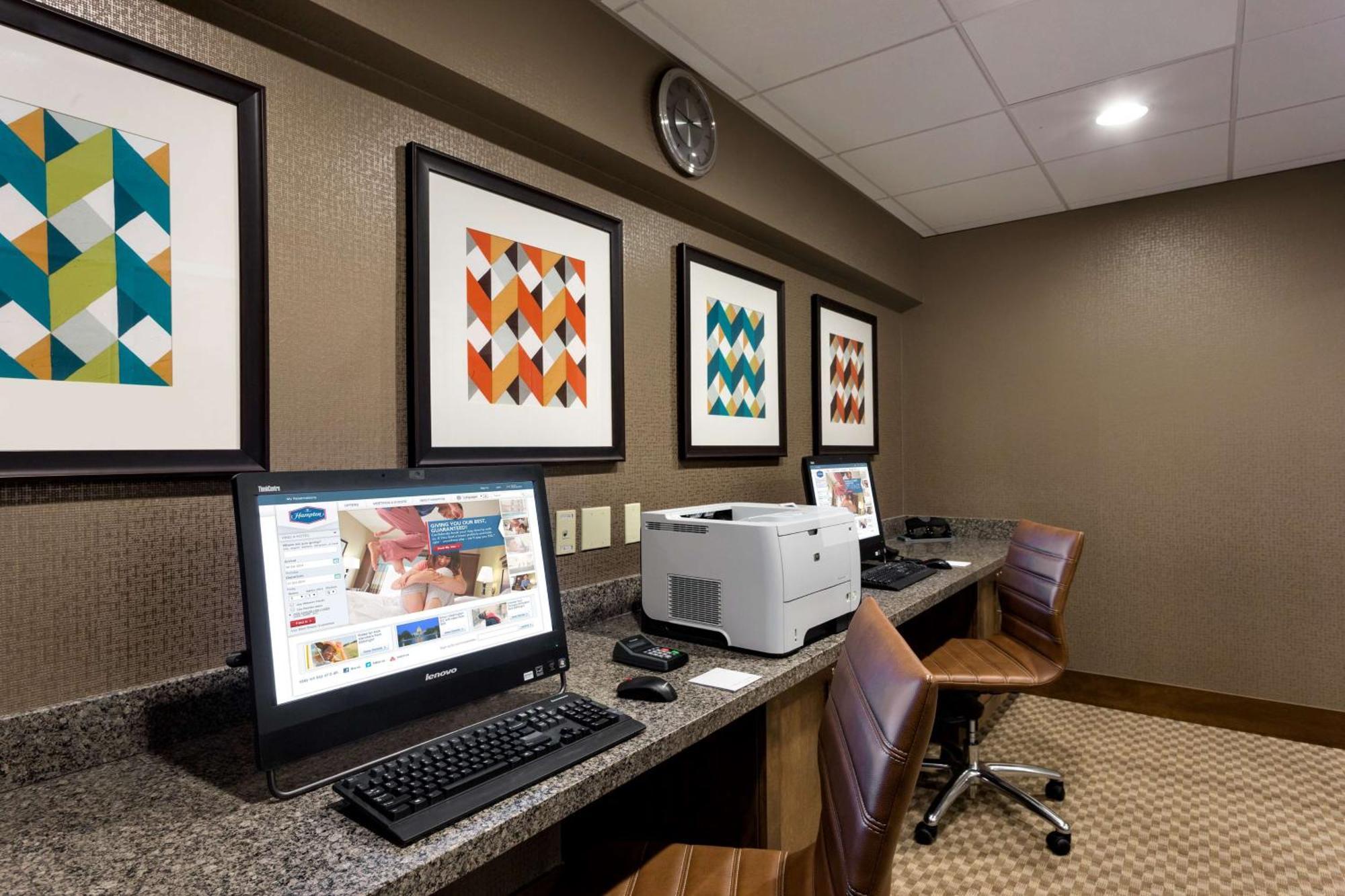 Hampton Inn And Suites Clayton/St. Louis-Galleria Area Exteriör bild