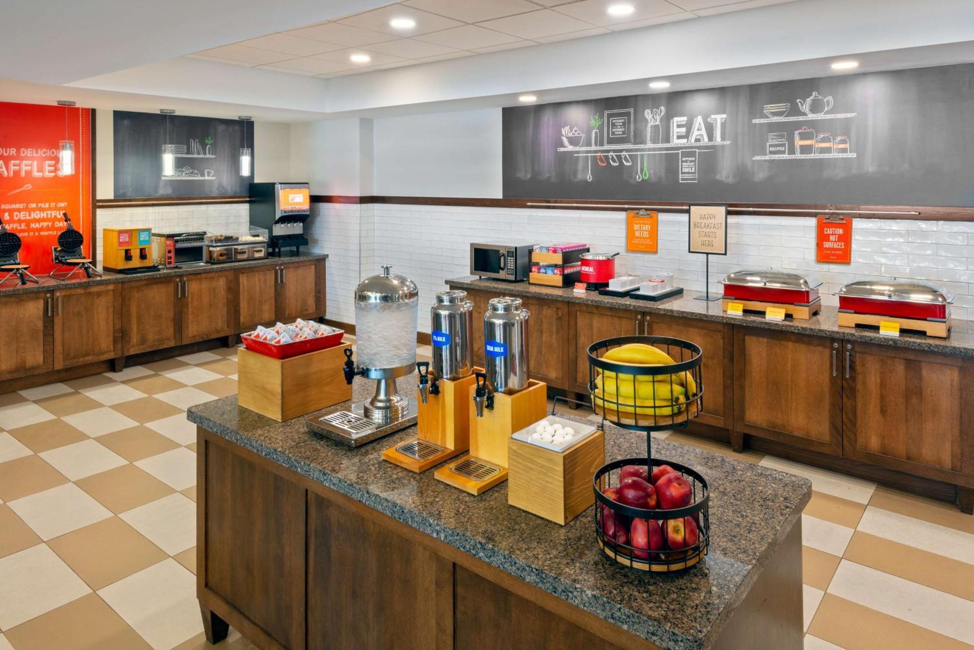 Hampton Inn And Suites Clayton/St. Louis-Galleria Area Exteriör bild